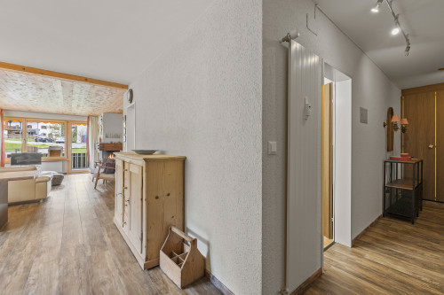 Wohnungsausschnitt Wohnbereich/Badezimmer
