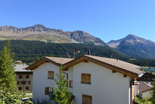 Aussicht Richtung Rothorn und Lenzerhorn