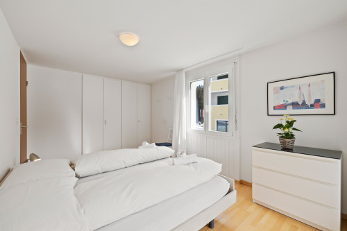 Schlafzimmer 1 mit Doppelbett