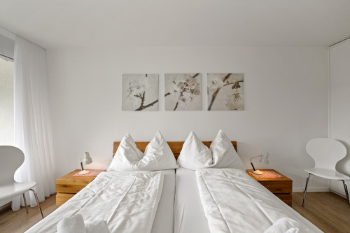 Schlafzimmer 1 mit Doppelbett